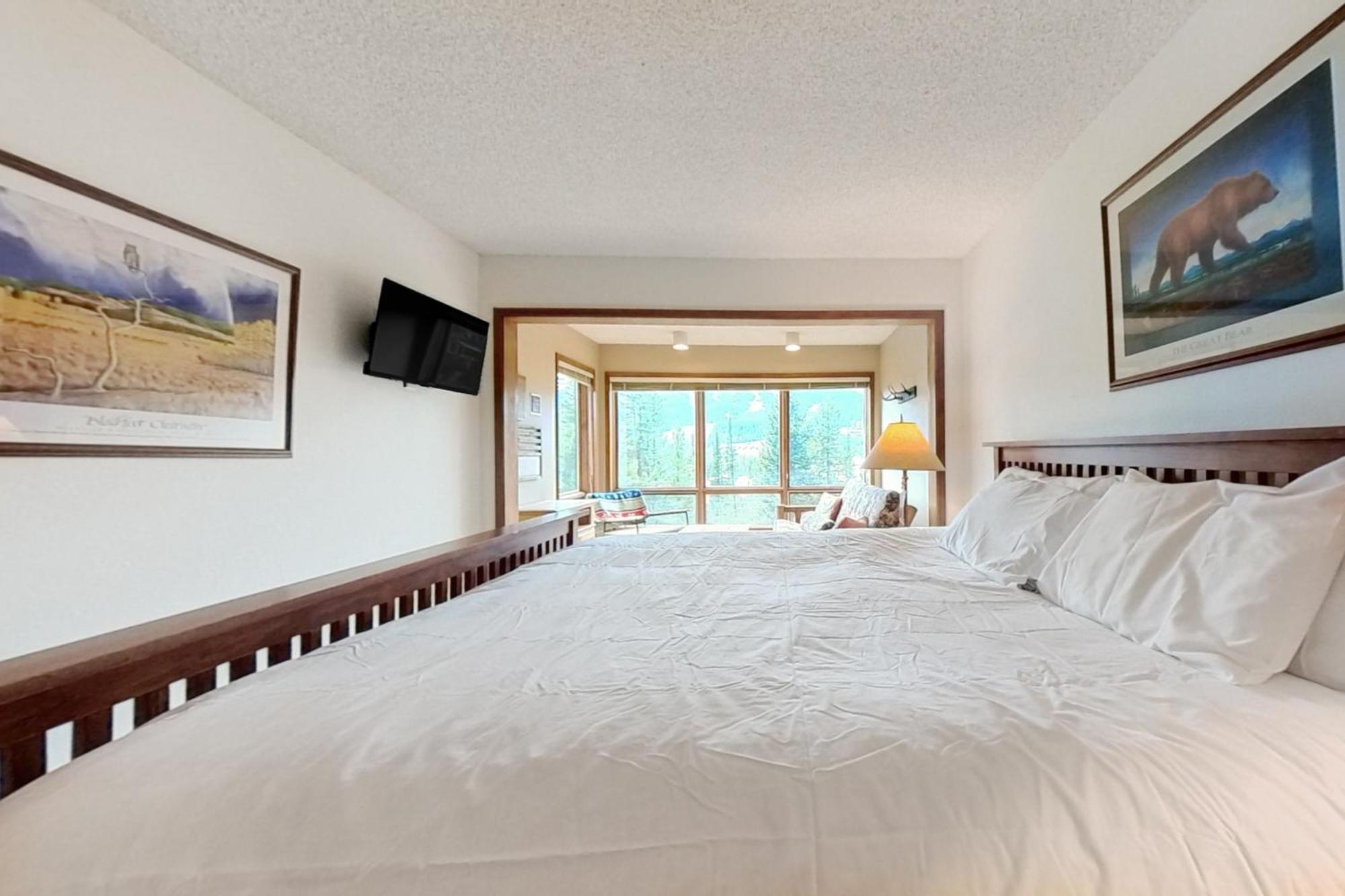 Skycrest Villa Big Sky Room photo