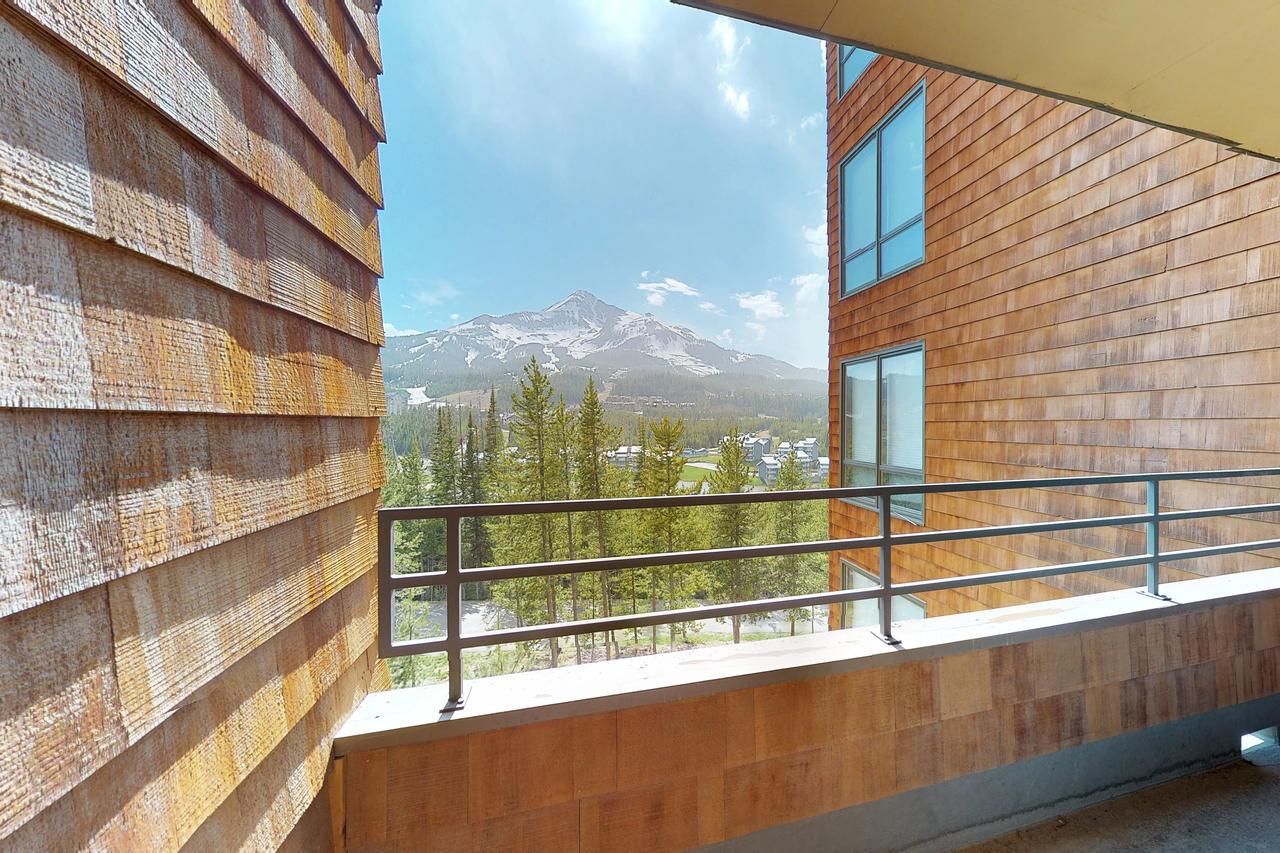 Skycrest Villa Big Sky Exterior photo