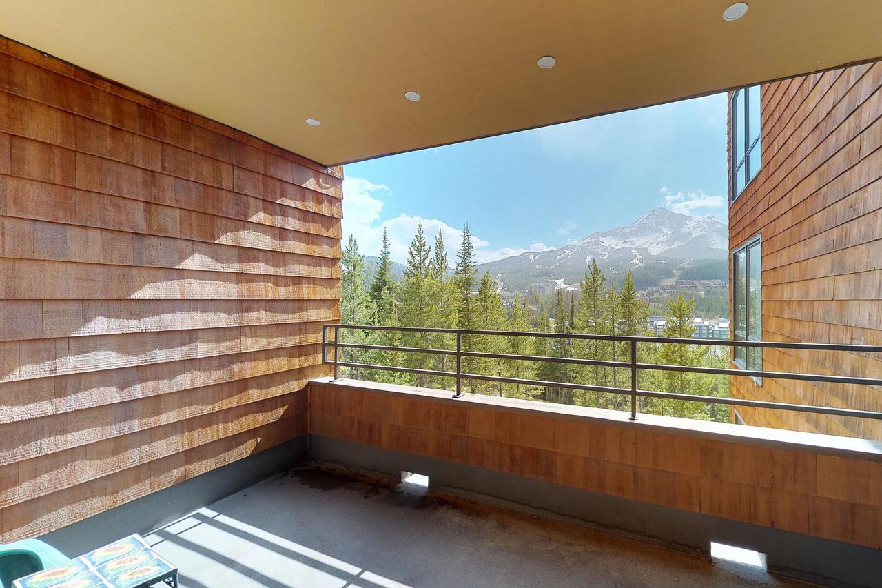 Skycrest Villa Big Sky Exterior photo